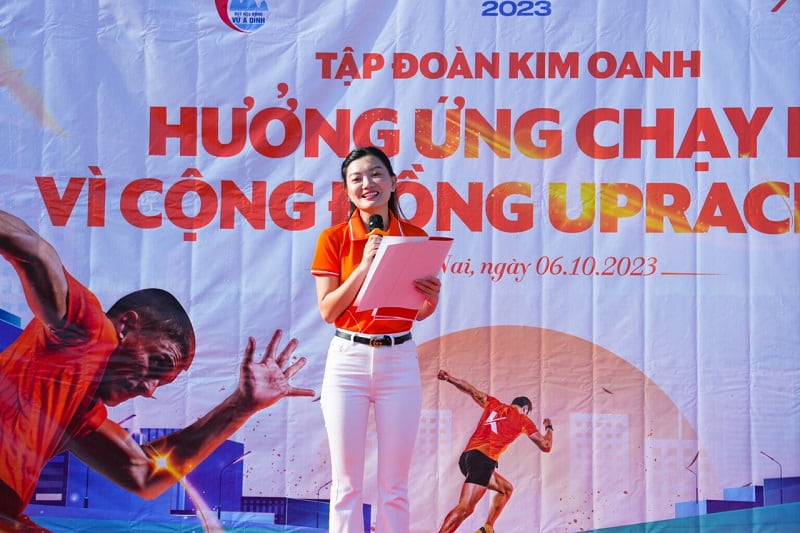 Pho-Giam-doc-Kim-Oanh-Group-tham-gia-Uprace-2023