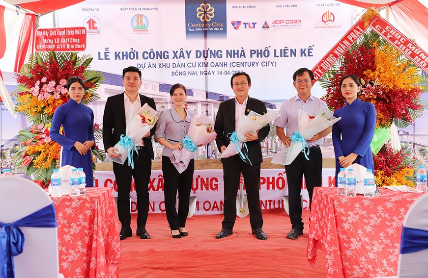 Xay dung nha pho lien ke tai du an century city